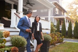 Buyers Advocate vs Selling Agent
